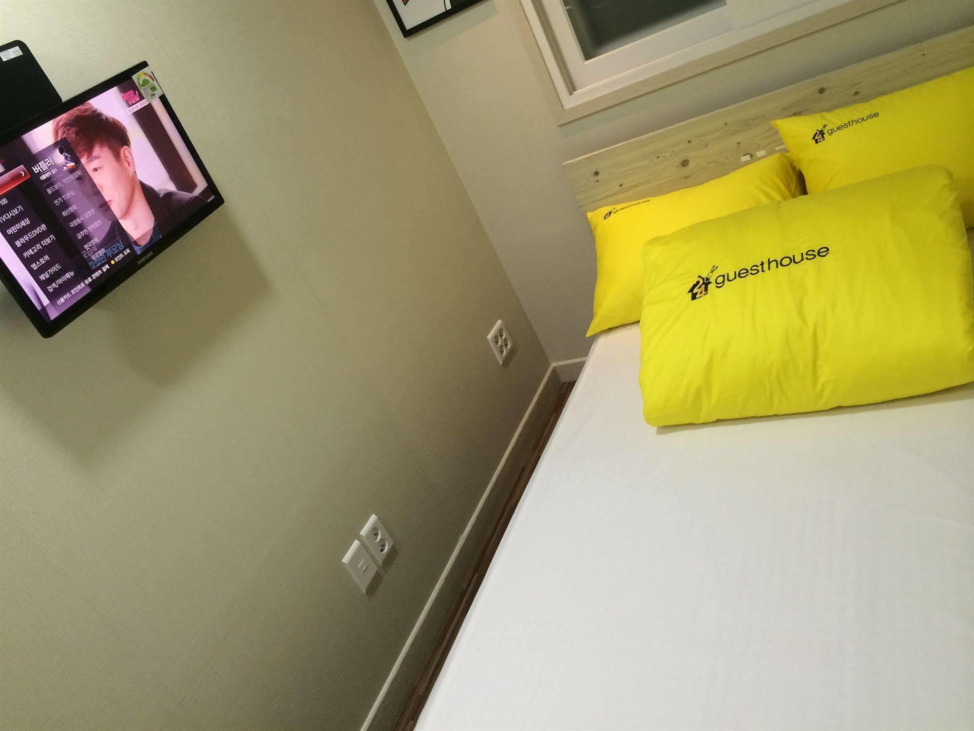 24 Guesthouse Insadong Сеул Экстерьер фото