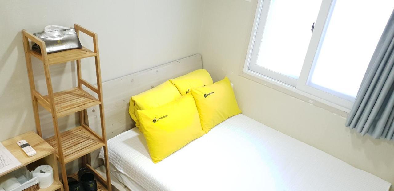 24 Guesthouse Insadong Сеул Экстерьер фото